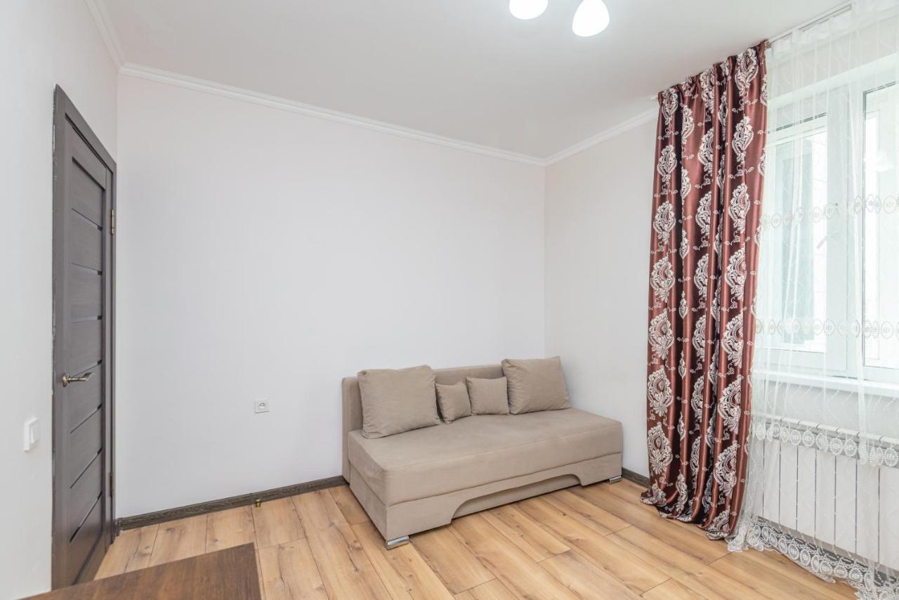 ЖК Sauran Towers comfort Астана Екстер'єр фото