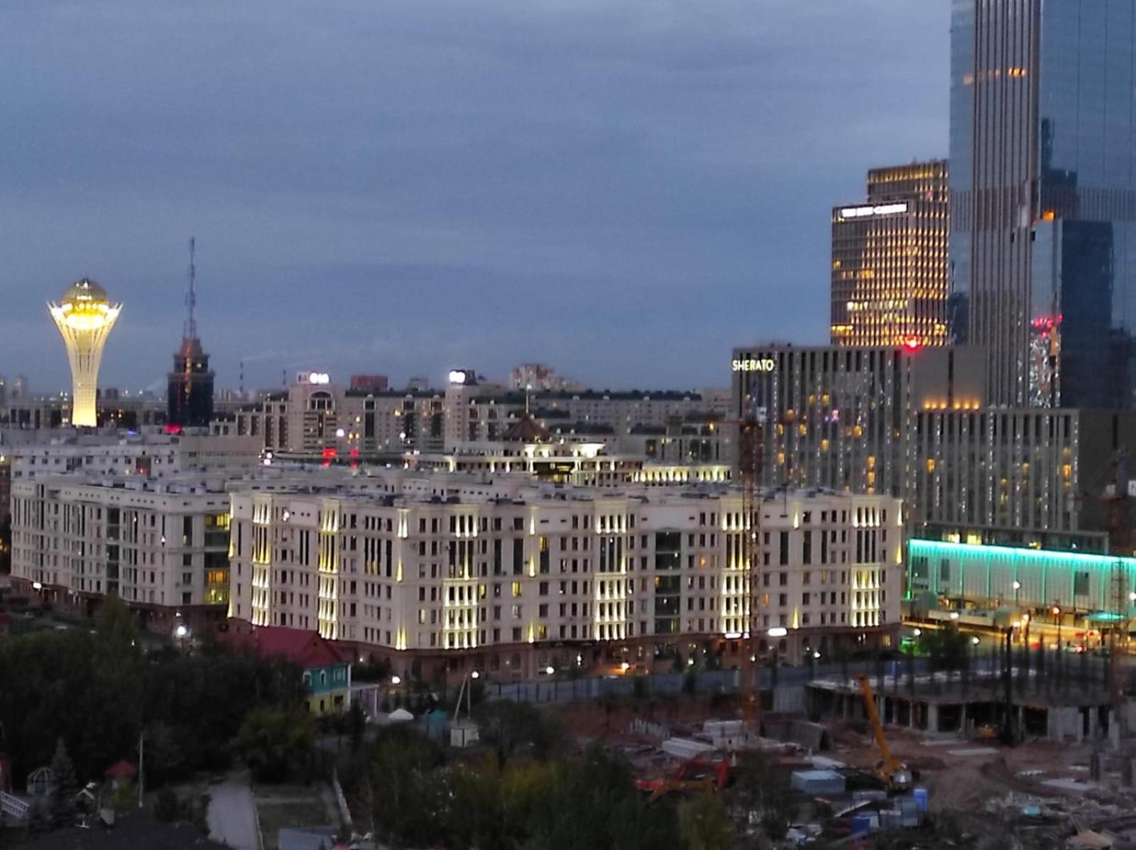 ЖК Sauran Towers comfort Астана Екстер'єр фото